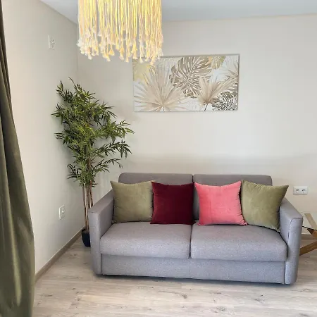 Mcrame Design Sea View, Beachfront, Swimming Pool, 2bdr, 2bar, 6 Pax, Da Rocha Apartment