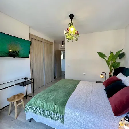Mcrame Design Sea View, Beachfront, Swimming Pool, 2bdr, 2bar, 6 Pax, Da Rocha *