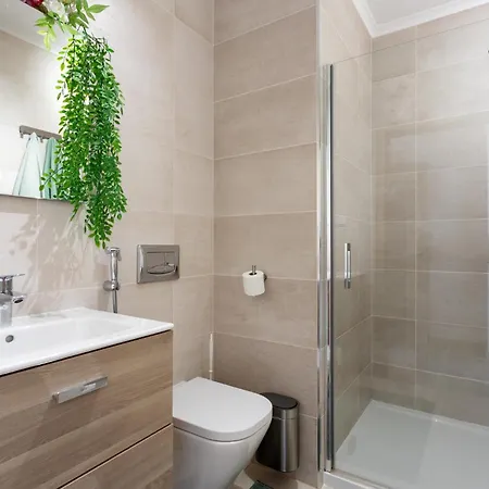 Apartamento Mcrame Design Sea View, Beachfront, Swimming Pool, 2bdr, 2bar, 6 Pax, Da Rocha