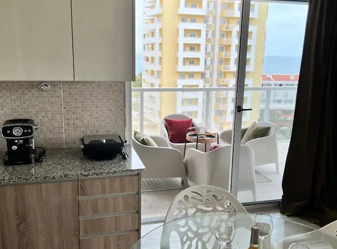 Mcrame Design Sea View, Beachfront, Swimming Pool, 2bdr, 2bar, 6 Pax, Da Rocha * Portimão