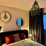 Mcrame Design Sea View, Beachfront, Swimming Pool, 2bdr, 2bar, 6 Pax, Da Rocha Appartement *