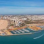 Mcrame Design Sea View, Beachfront, Swimming Pool, 2bdr, 2bar, 6 Pax, Da Rocha Daire