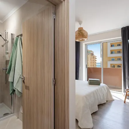 Mcrame Design Sea View, Beachfront, Swimming Pool, 2bdr, 2bar, 6 Pax, Da Rocha Apartment Portimão