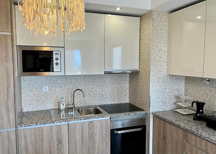 아파트 Mcrame Design Sea View, Beachfront, Swimming Pool, 2bdr, 2bar, 6 Pax, Da Rocha