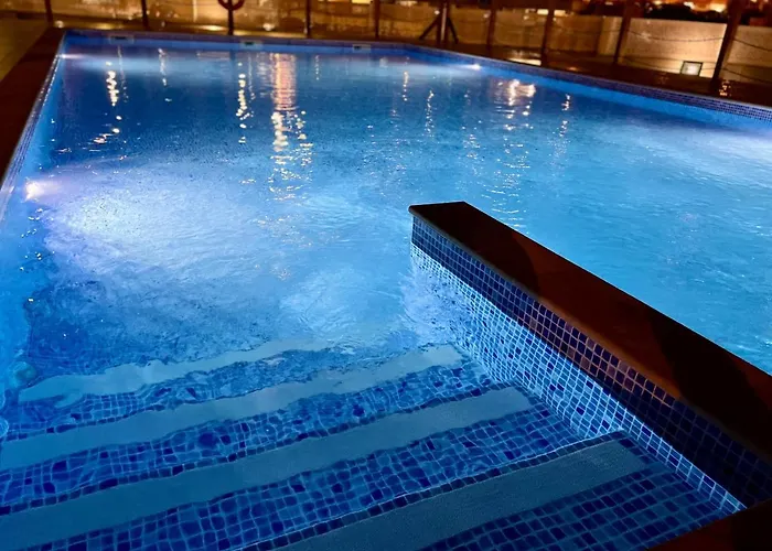 Mcrame Design Sea View, Beachfront, Swimming Pool, 2bdr, 2bar, 6 Pax, Da Rocha
