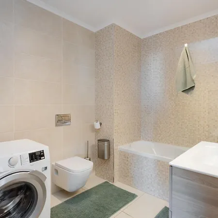 Mcrame Design Sea View, Beachfront, Swimming Pool, 2bdr, 2bar, 6 Pax, Da Rocha